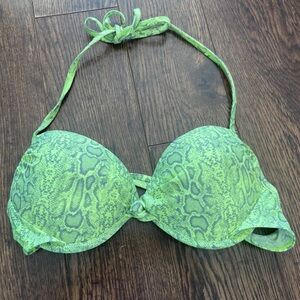Lime Snake Print Bikini Top 🐍